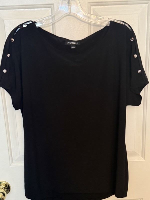 Roz & Ali black blouse w animal print buttons buttons #animalprint  size large  
