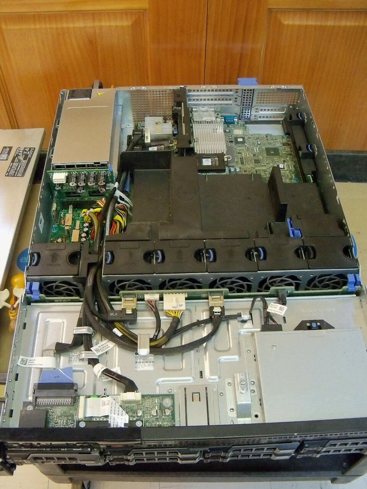 Dell PowerEdge R520 Server Intel Xeon Single processer 8x3TB BG03SCA300 System - Image 3 of 4
