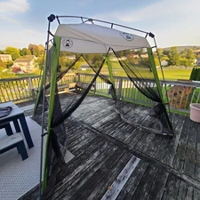 Coleman 10 x 10 Instant Screenhouse  31 sq ft Shade Area 50+ UPF Protection