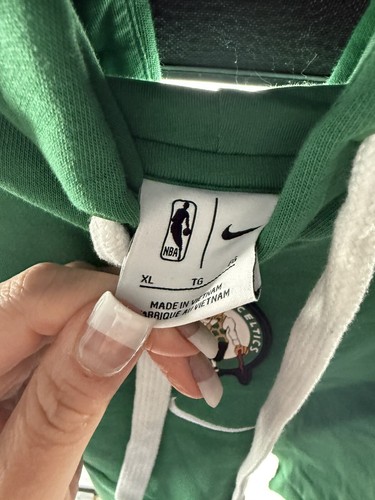 Nike Boston-Celtics basketball Cropped Hoodie Women’s Sweatshirt Size XL - Picture 3 of 3