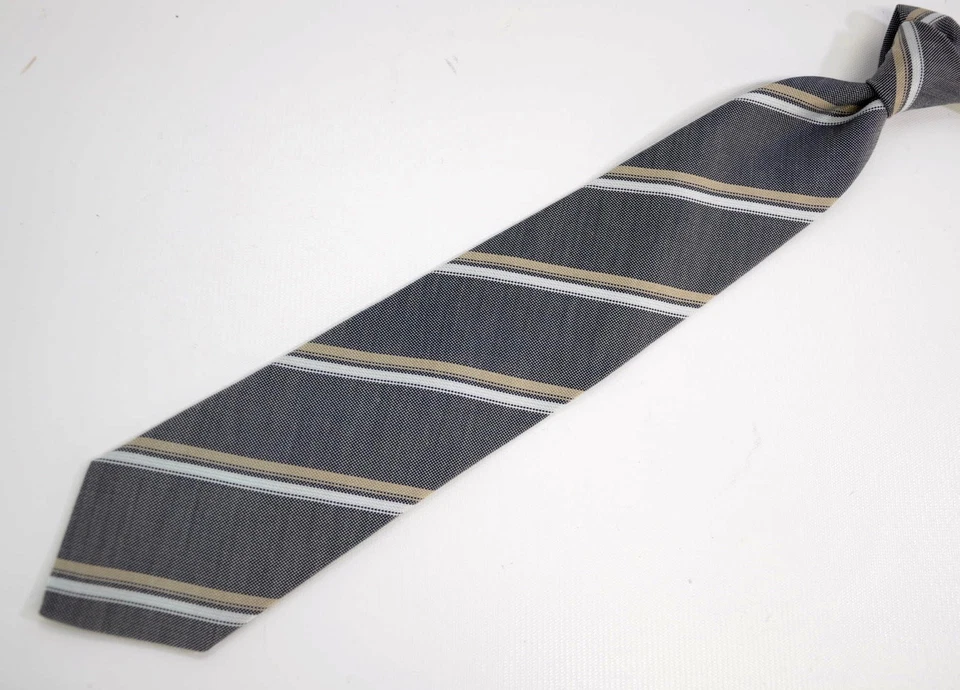 Corbata tejida Ermenegildo Zegna gris jaspeado regimiento rayas seda algodón Foto 3 de 4