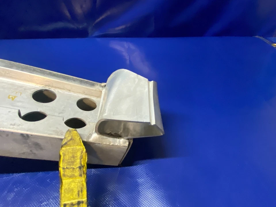 09-17 INFINITI FX50 FX35 FX37 QX70 PARACHOQUES DELANTERO REFUERZO BARRA DE IMPACTO # 77770 Foto 3 de 4