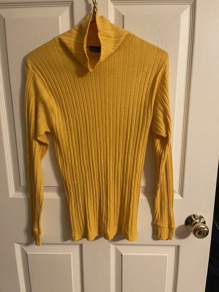 vintage 60s Expressions by Campus BEATNIK Ribbed Yellow Turtleneck Sweater Mod M - Image 3 of 3