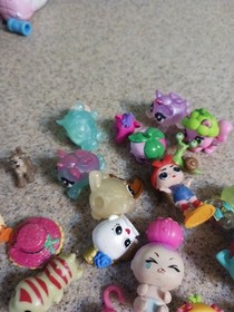 Lot Of Spin Master Hatchimals Colleggtibles Shopkins + Similar Mini Figures
