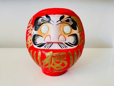 Rote Daruma Puppe - Japanische Handarbeit H 16 cm - Wünsche viel Glück / Made Japan