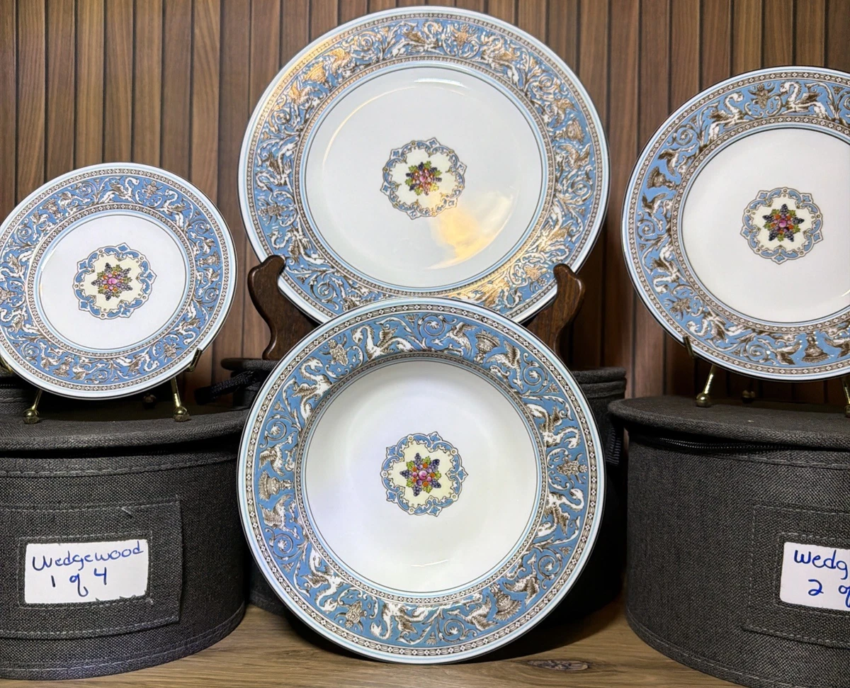 291 黒壺15.5cmバタープレート Florentine turquoise Florentine Turquoise - Wedgwood®