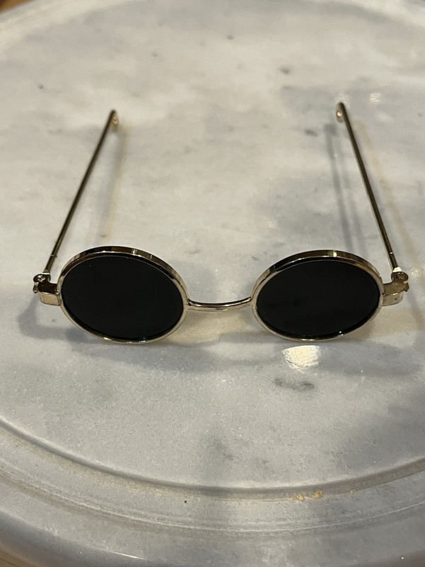 AMERICAN GIRL ? DOLL SUNGLASSES COMPATIBLE  SIMILAR DOLLS / BEARS