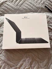 Apple iPad Magic Keyboard dock clavier noir AZERTY français avec pavé tactile