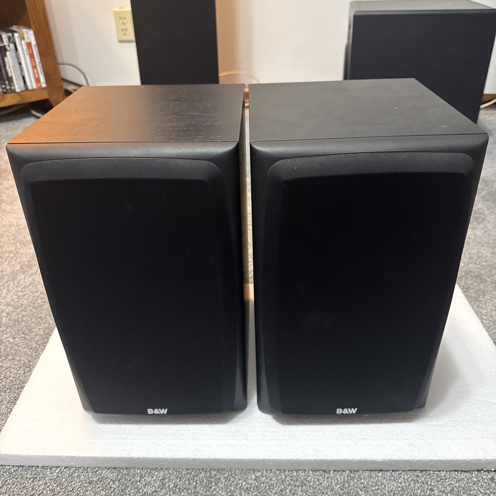 B&W Dm303 Used Price | HifiZero