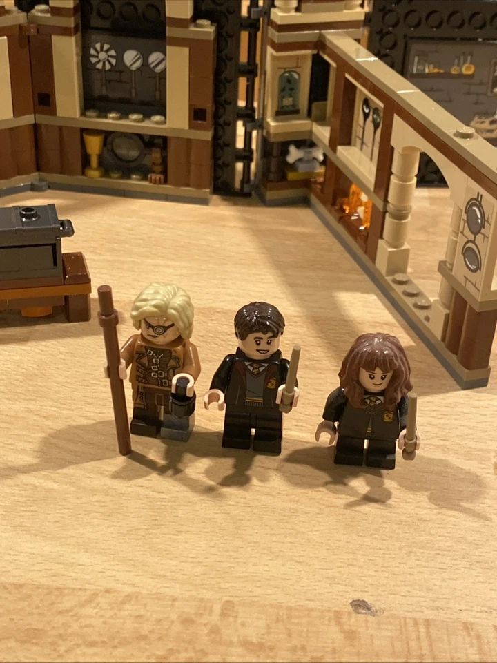 LEGO Harry Potter 76397 Hogwarts Moment: Defence Against the Dark Arts Class, Foto 2 von 5
