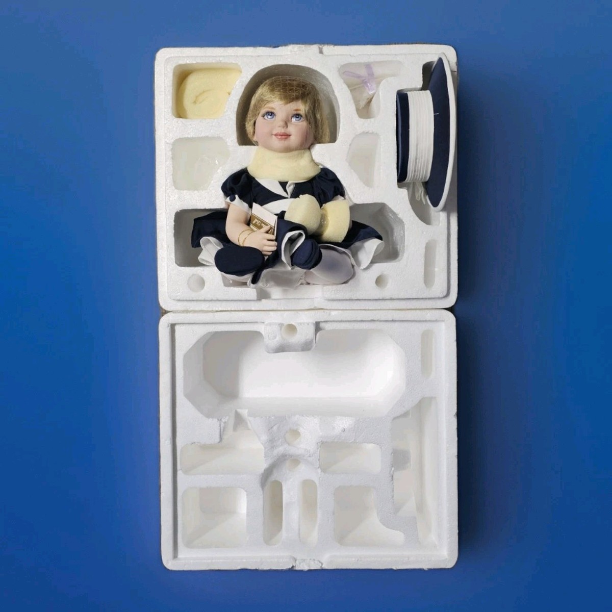 Franklin Mint ❤️️ PRINCESS DIANA Wales LADY DI Portrait Baby