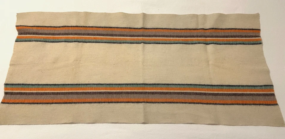 VINTAGE 1970'S STRIPED WOOL WOVEN SCARF 17 X 34 - Image 2 of 4