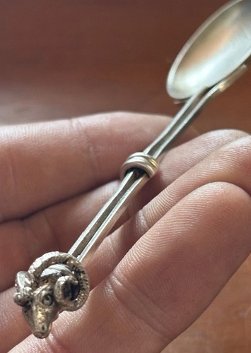 Alter kleiner Sammellöffel aus Silber - geschnitzter Belierkopf - Bild 5 von 14