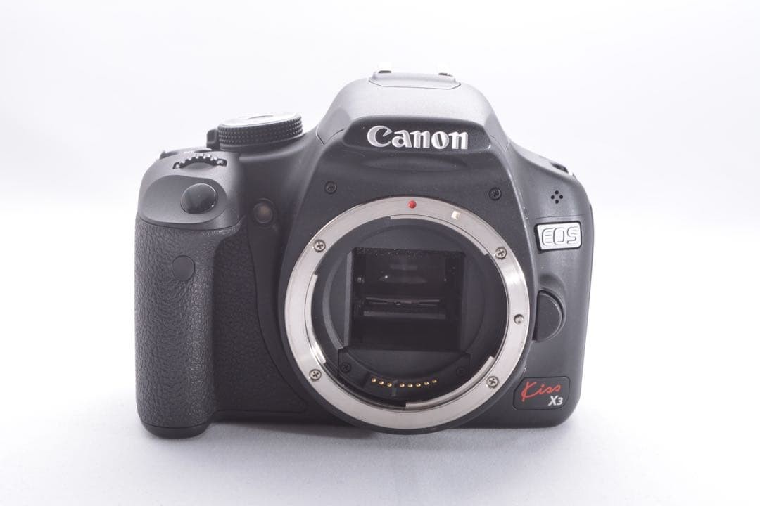 Canon EOS Kiss X3/EF-S 18-55mm (良品） Canon EOS Kiss X3 DSLR Camera with EF-S 18-55mm Lens and