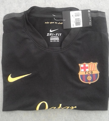 BARCELONA 2011/12 (2XL) AWAY NIKE BLACK S/SLV BLACK SOCCER SHIRT