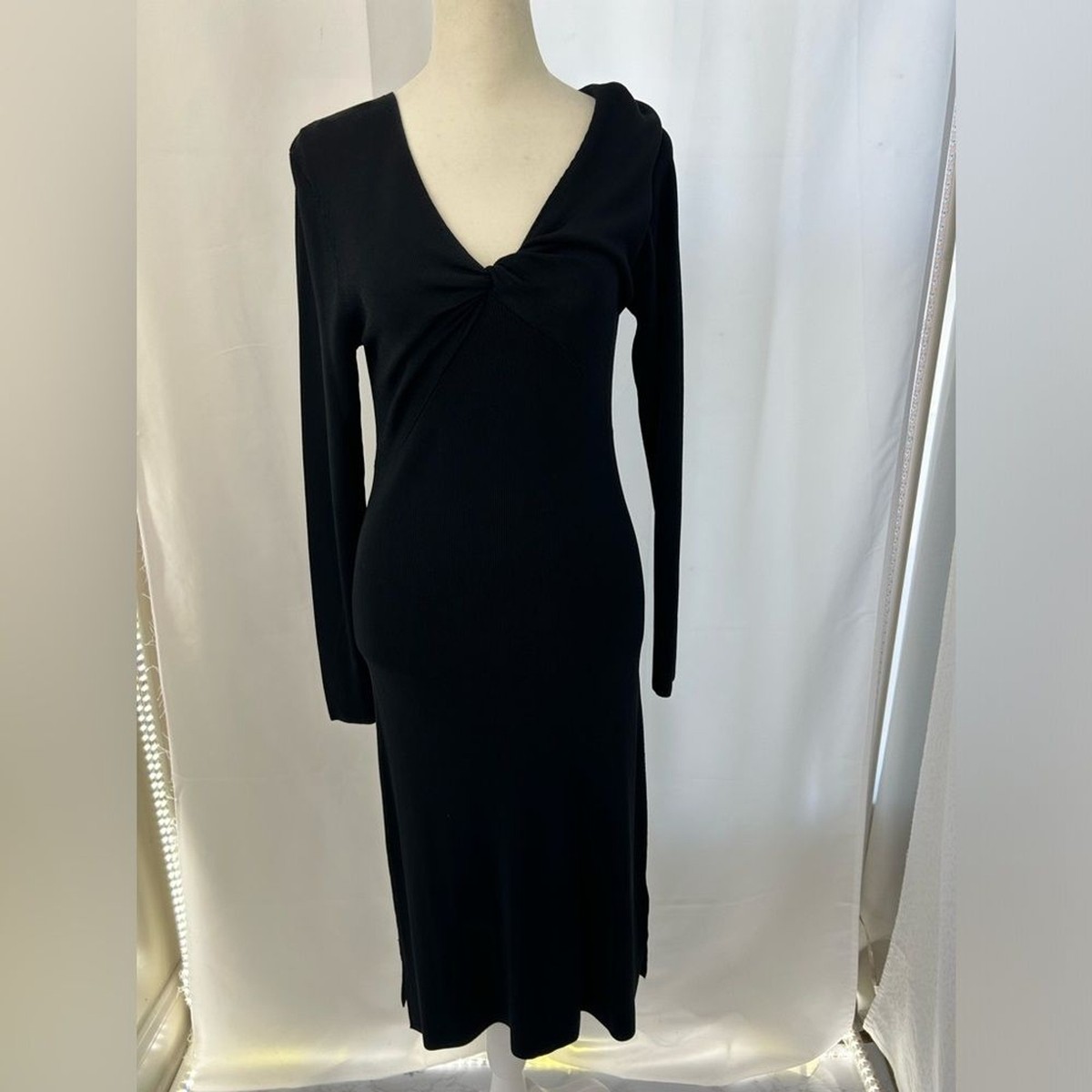 残り僅か！【BCBG MAXAZRIA】Cape Sleeve Midi Dress BCBG MAXAZRIA Lacy Cap Sleeve Dress Cascading Tiered Ruffles