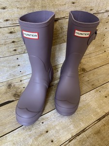 lavender hunter boots