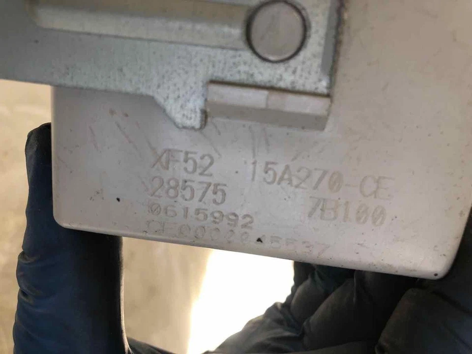 Nissan QUEST 1999 3,3 L 6 cilindros chasis caja cerebral módulo de control conjunto OEM Foto 4 de 4