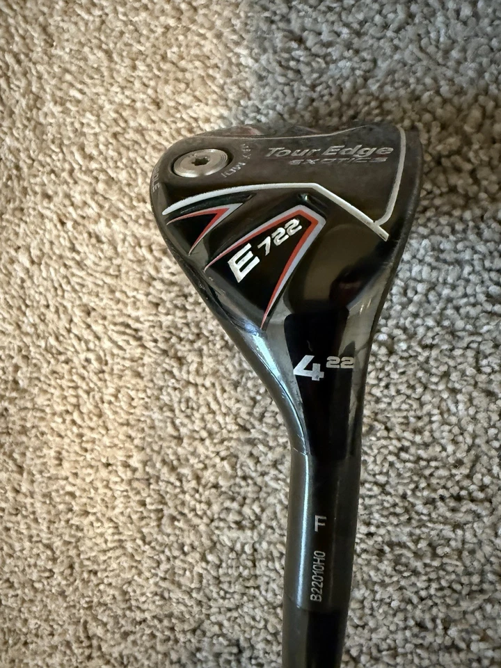 Used Tour Edge Exotics E722 22* 4 Hybrid KBS 70g Reg Flex Graphite w/Headcover - Image 3 of 4