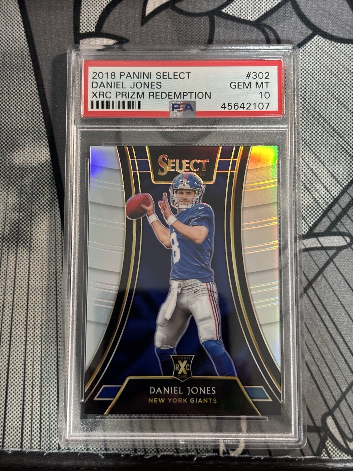 2018 Panini Select Daniel Jones XRC Rookie Silver Prizm PSA 10