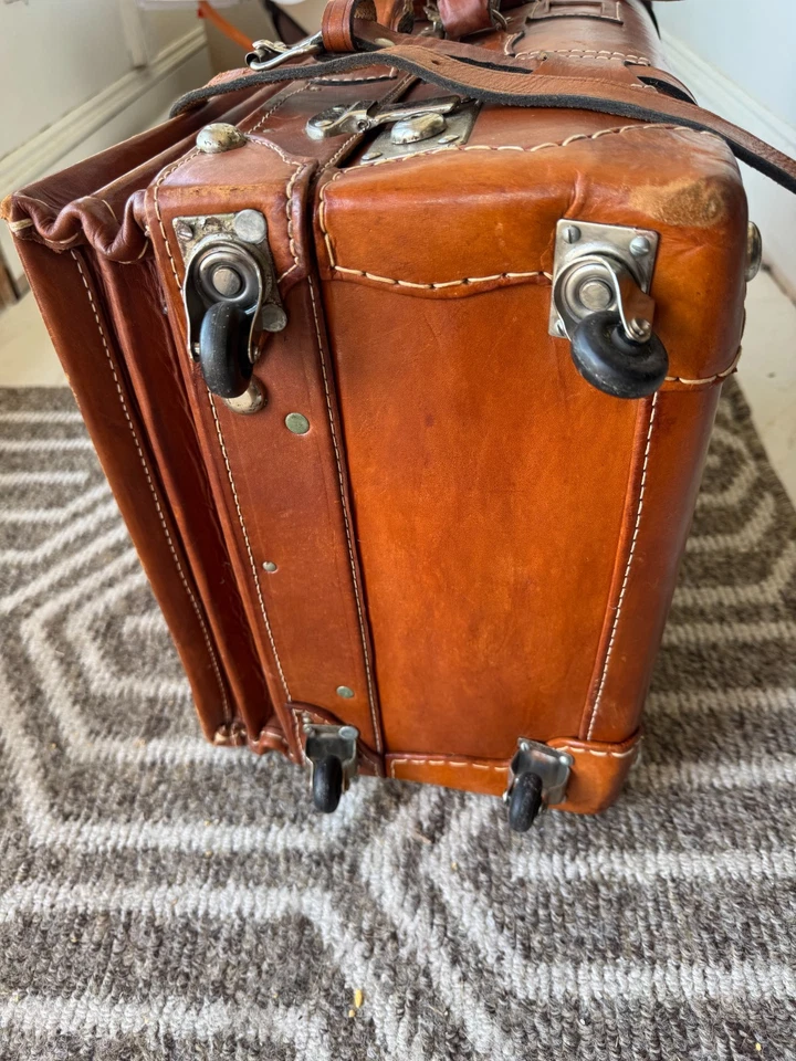 Retro Vintage Leather Antique Suitcase Rare Travel Luggage Prop - Image 3 of 4