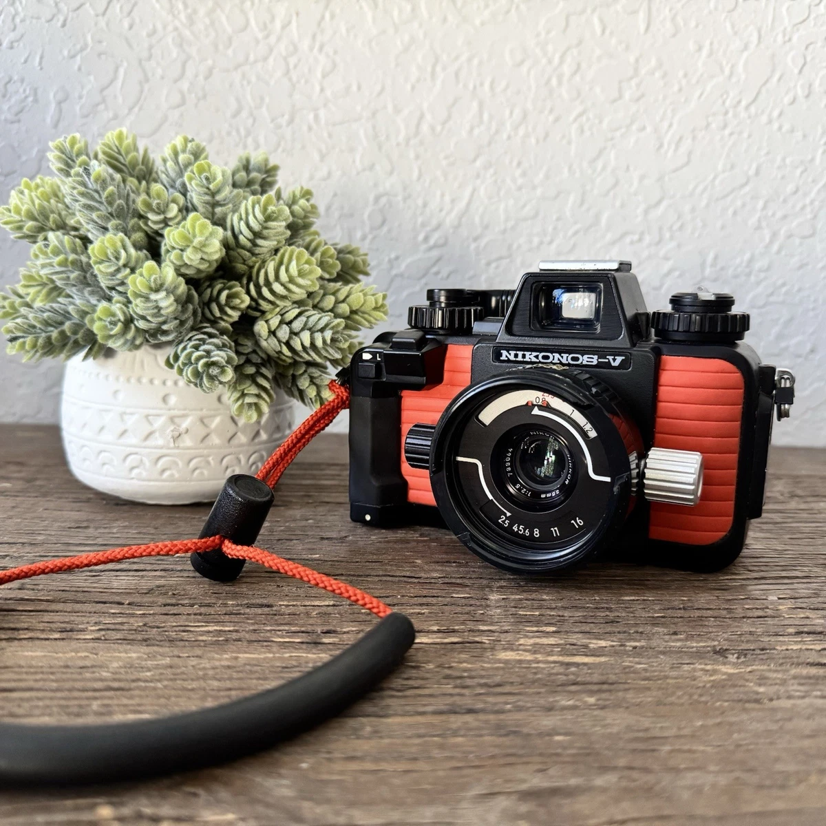 Nikon Nikonos-V Film Cameras for sale | eBay