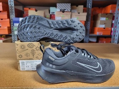 Nike React Pegasus Trail 4 GTX Women Shoes Black Grey Silver  display picture 1