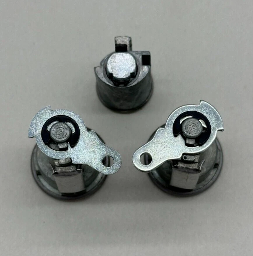 Plymouth Barracuda 1966-68 | Belvedere | Satélite | Cerraduras de encendido y puertas Fury Foto 2 de 2