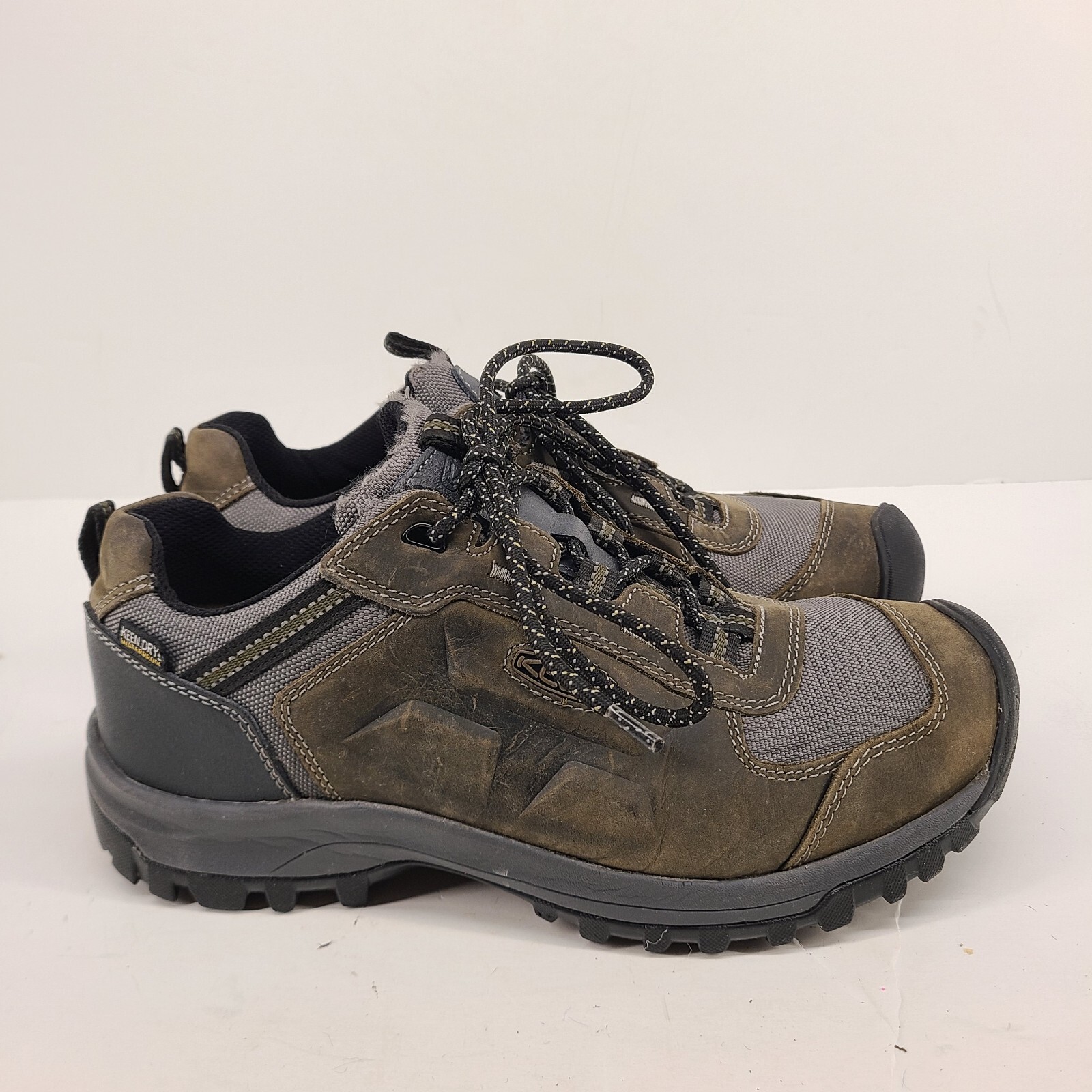 B40 KEEN 1023738 Scarpe da trekking impermeabili da uomo 9 5