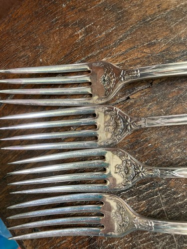 Antique Silverplate Wm. ROGERS GLORIA aka GRENOBLE Dinner Forks FLORAL ORNATE! - Picture 8 of 11
