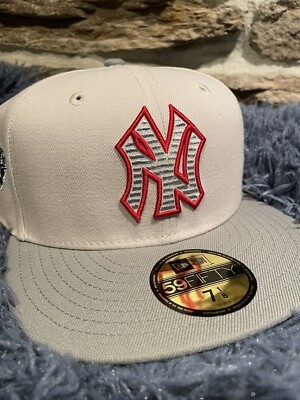 7 1/8 MyFitteds Nintendo NES New York Yankees New Era Fitted Cap