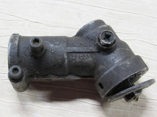 Shindaiwa Trimmer Gear Case Assembly 22035