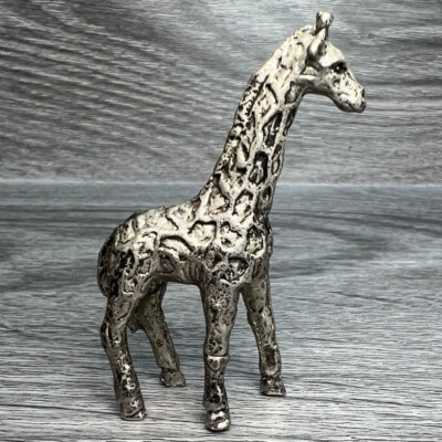 Vintage Miniature Metal 2.25'' Giraffe Figure Hammered Unmarked Display Decor