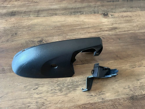 BMW X5 E70 / E70 LCI X6 E70 E71 OEM RH Mirror Lower Cover Trim Camera TOP View