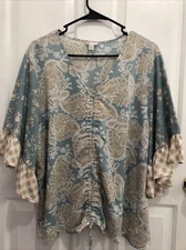 womens Cato size XL v-neck ruched front flared bell sleeve mixed print boho top