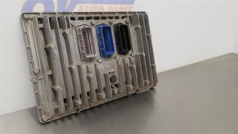 13 GMC SIERRA DENALI 3500 ECM MÓDULO DE CONTROL MOTOR 6.6L 12654088 Foto 4 de 4