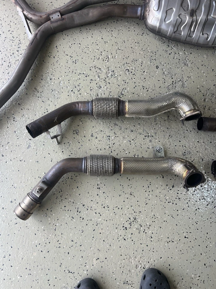 Audi S4 2019 B9 escape activo y resortes (piezas) Foto 3 de 4