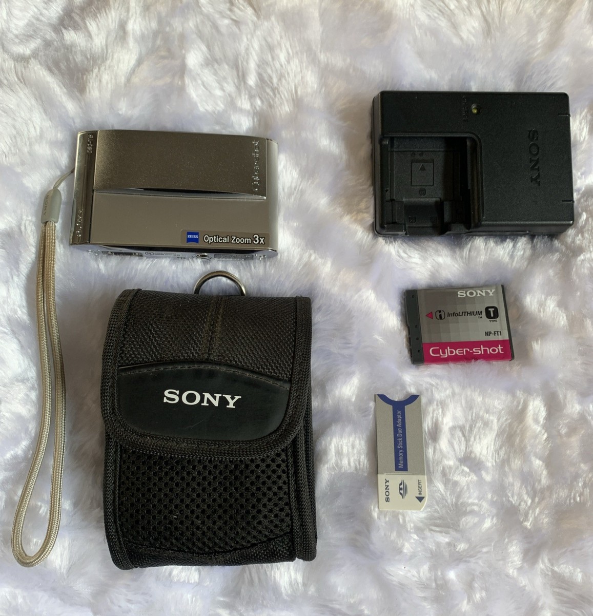 Sony Cyber-shot DSC-T5 5.1MP Digital Camera Silver, 3X Zoom, with