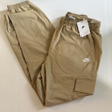 Nike Sportswear Club Woven Cargo Pants Standard Fit Tapered Leg NWT Men  s S