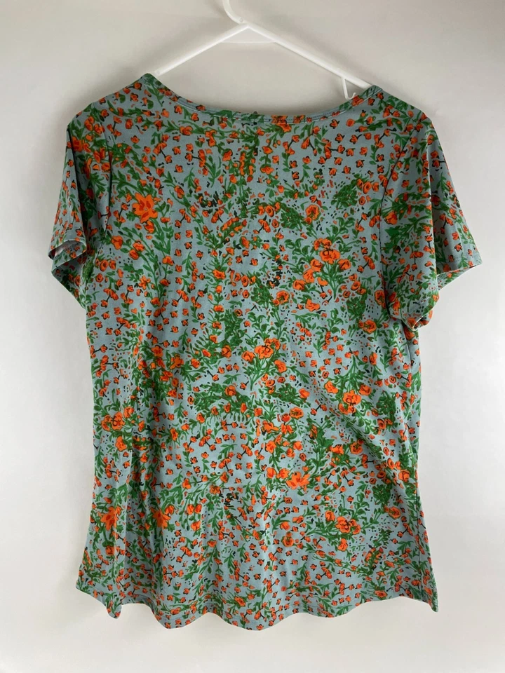 Camiseta LuLaRoe Para Mujer Talla Mediana Verde Roja Floral Manga Corta Cuello Redondo Camiseta Foto 2 de 4