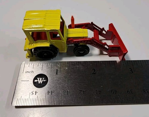 Vintage Corgi Juniors #3303 Yellow/Red Massey Ferguson Tractor HO Diecast - Picture 9 of 10
