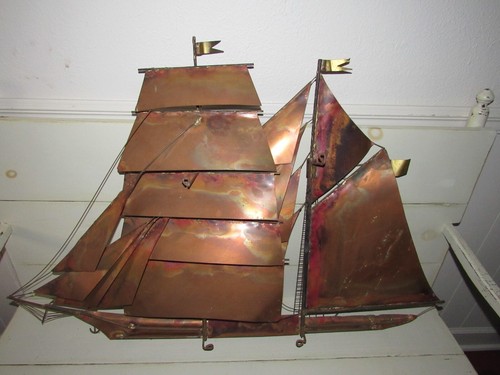 VINTAGE MITTELJAHRHUNDERT MODERNE KUPFERWAND SKULPTUR SEGELSCHIFF C. JERE 1972 40" - Bild 5 von 5