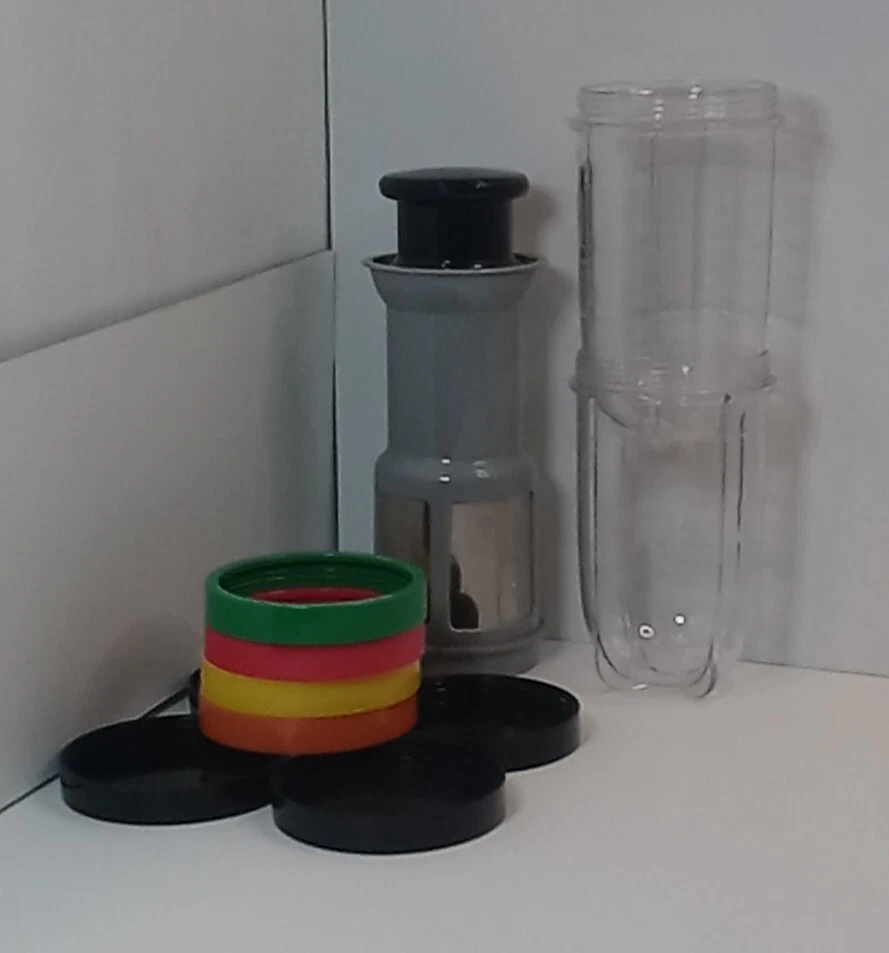 Magic Bullet Accesorios Lote Repuesto Tazas Anillos Tapas Exprimidor Foto 4 de 4