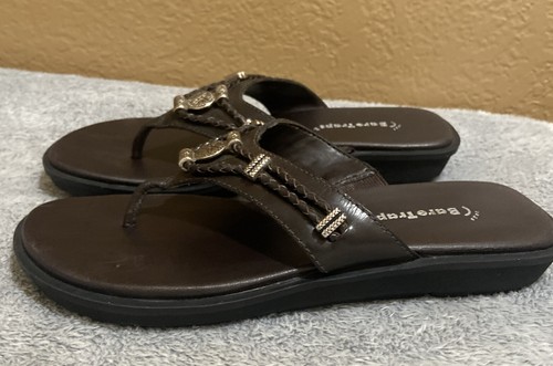 Bare Traps Benny Dark Brown Leather Sandals Women 6.5 M Silver Bead Flip Flop - Picture 10 of 11