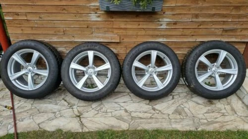 Volvo Dunlop Kompletträder für Autos