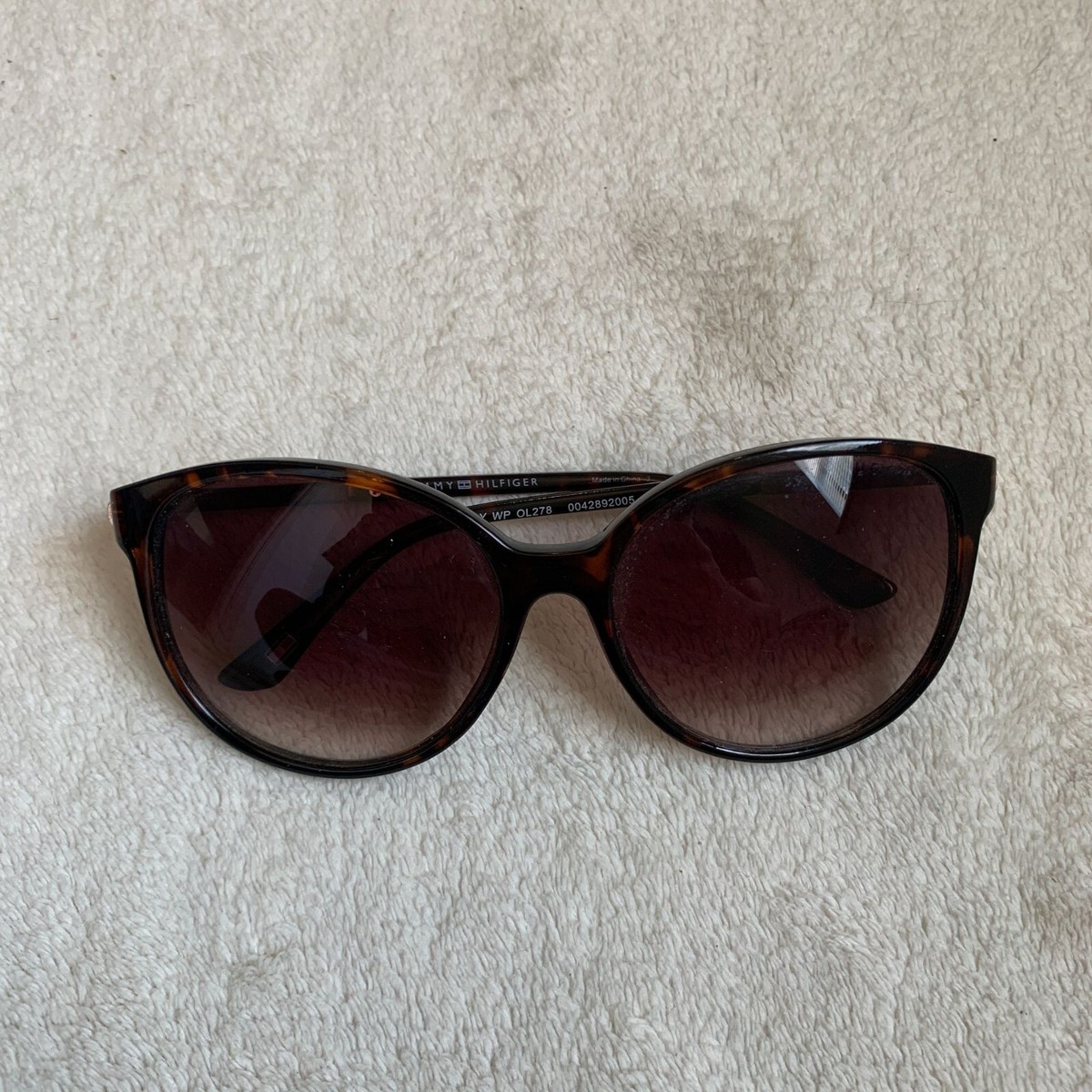 Tommy Hilfiger Tortoiseshell Brown Sunglasses TOMMY HILFIGER Tortoiseshell OL655 Square Sunglasses main image 3