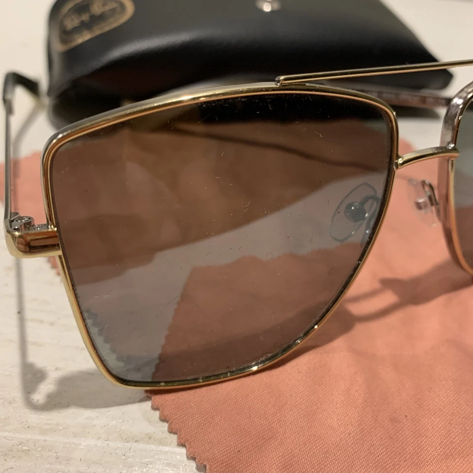 Gafas de sol gris hormiga Carl Zeiss Optics Dempsey marco dorado - con estuche Ray Ban  Foto 2 de 4