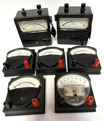 Volts Direct Current Meter LOF OF 7! Untested!