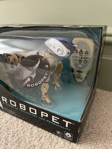 Robonetics Robopet Dog Wowwee RC Vintage 2005 NEW - Foto 2 di 13