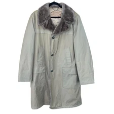 Woolrich Men’s 44 Tan Beige Faux Fur Lining Button Front Car Coat Trench Vintage